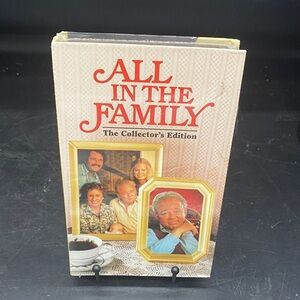 All In The Family The Collector’s Edition VHS 13865 the neighborhood